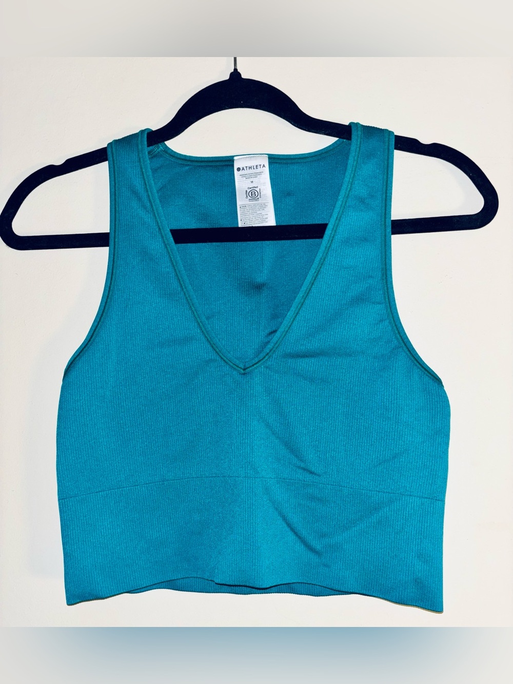 Athleta Aurora Seamless Crop Rib Tank Top Women's Size Medium (NWOT)